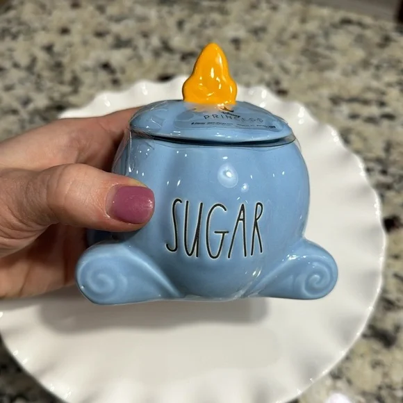 *NEW* RAE DUNN DISNEY CINDERELLA CARRIAGE SUGAR POT - Picture 3 of 6